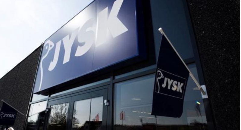 Η JYSK ενισχύει το δίκτυό της στην Ελλάδα και εγκαινιάζει την Πέμπτη 26 Αυγούστου δύο νέα καταστήματα, στον Βόλο και στην Πάτρα.